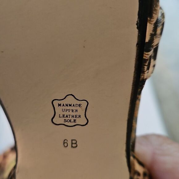 Caparros Leopard Print Makai Women's Heels Size 6 - Picture 7 of 7